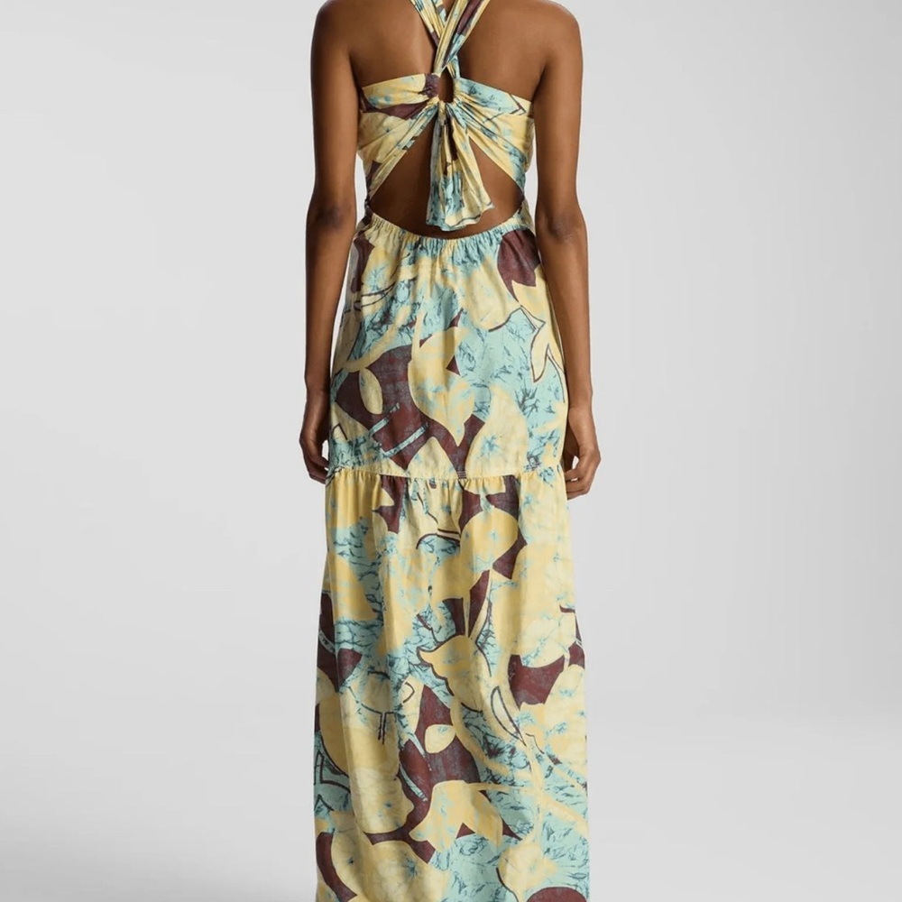 Elegant Yellow and Blue Patterned Maxi Dress - Picture 2 of 4